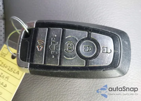 2019 Ford F-150 Lariat из США, поврежденный, VIN 1FTEW1E52KFD42421